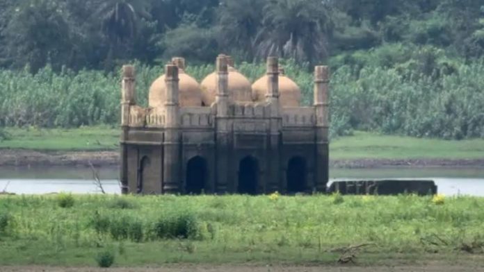 masjid india tenggelam